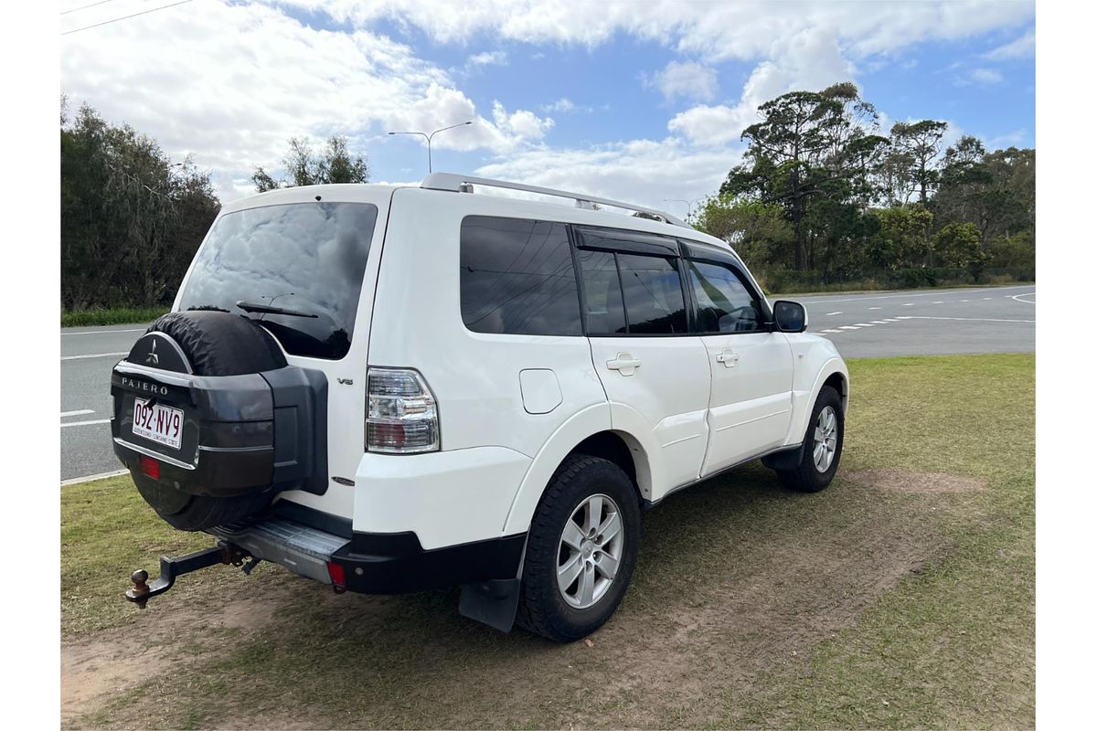 2008 Mitsubishi Pajero GLX NS