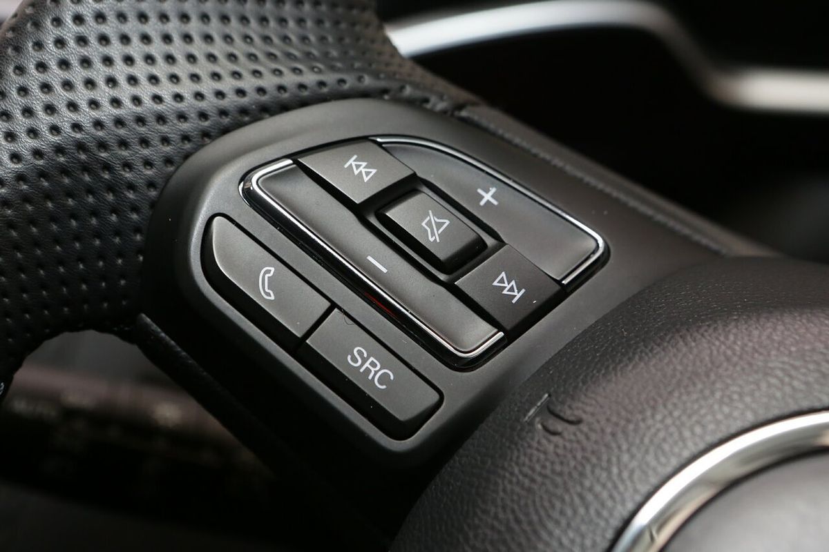 2024 MG ZS Excite AZS1