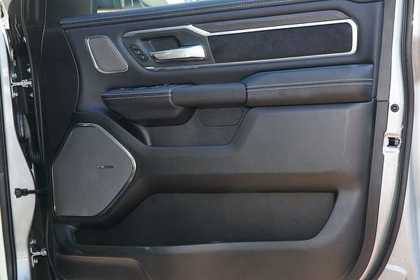 2025 RAM 1500 Laramie Sport Hurricane SO RamBox DT 4X4 SWB