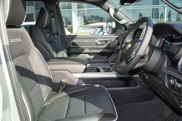 2025 RAM 1500 Laramie Sport Hurricane SO RamBox DT 4X4 SWB