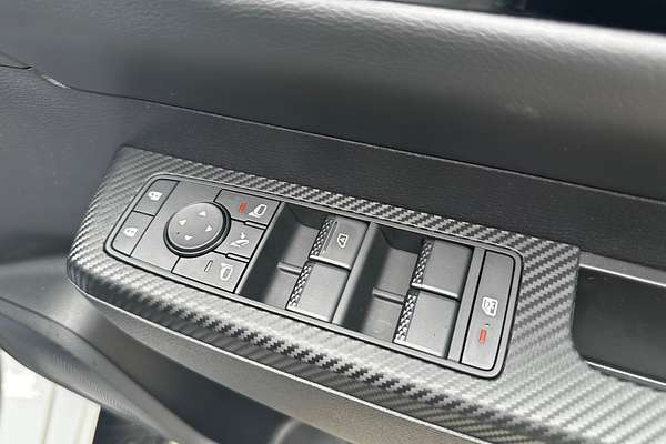 2025 Mitsubishi Triton GLS MV 4X4