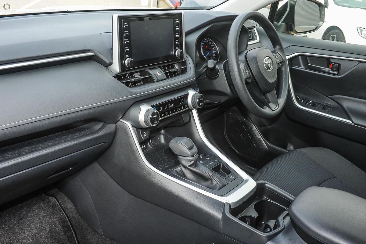 2020 Toyota RAV4 GX AXAH52R