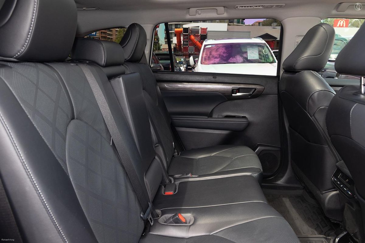 2022 Toyota Kluger Grande AXUH78R