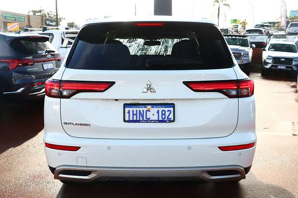 2022 Mitsubishi Outlander LS ZM