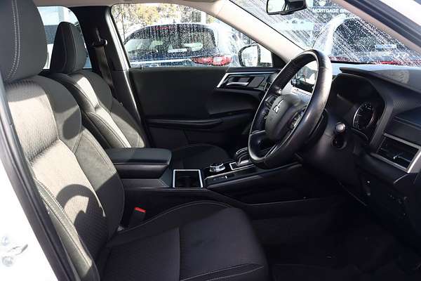 2022 Mitsubishi Outlander LS ZM