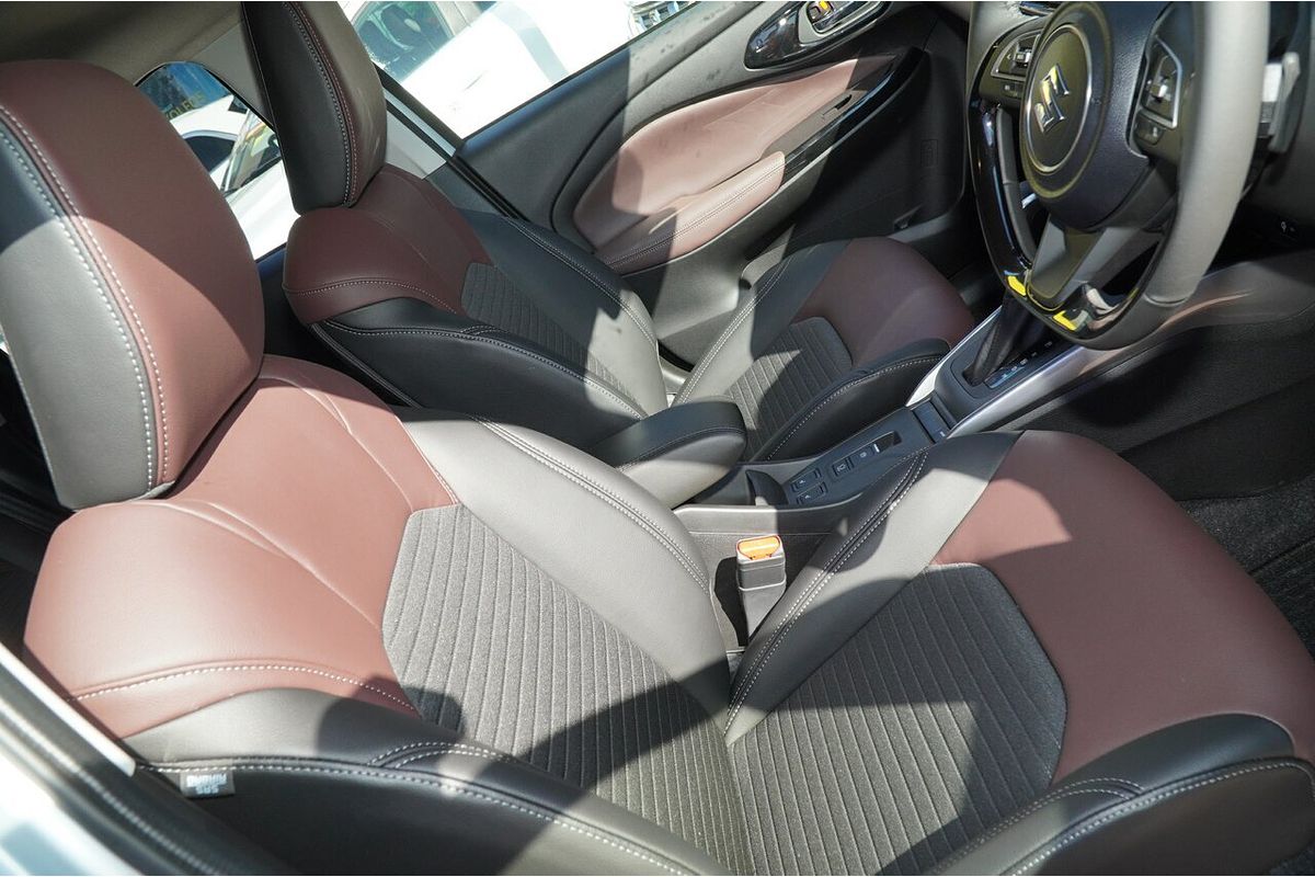 2025 Suzuki Fronx Hybrid KW