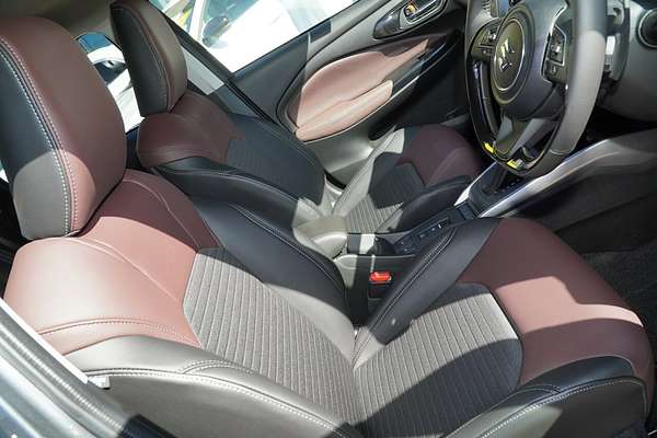 2025 Suzuki Fronx Hybrid KW