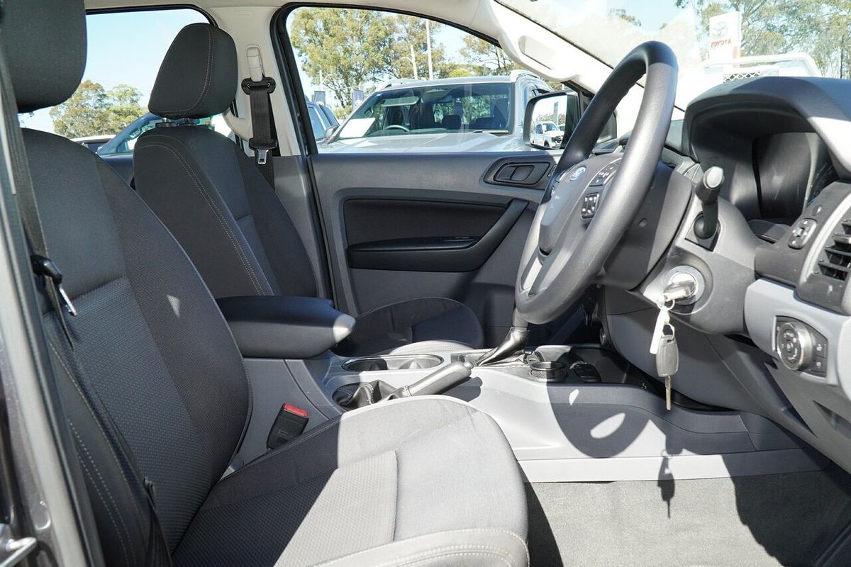 2017 Ford Everest Ambiente UA 3.2L
