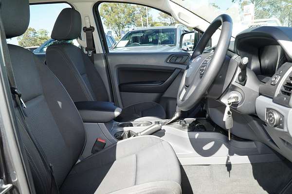 2017 Ford Everest Ambiente UA 3.2L