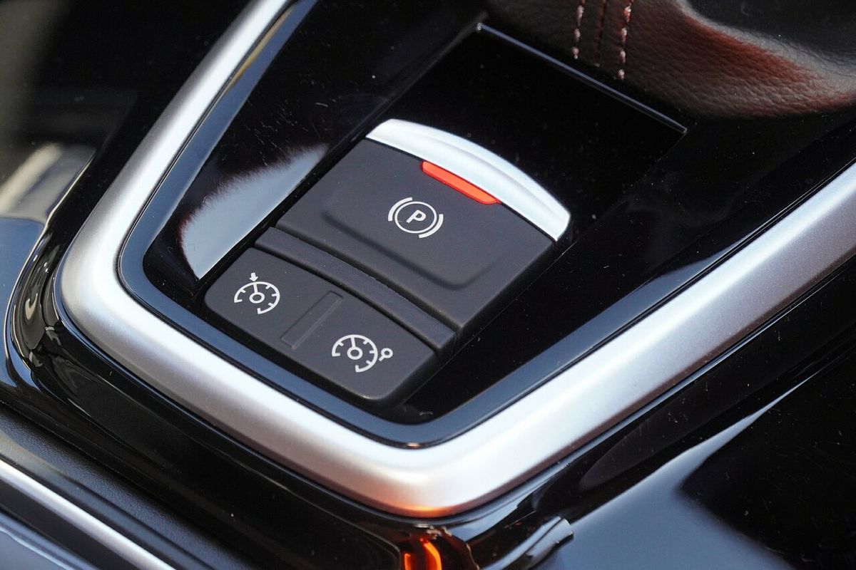 2025 Renault Koleos Techno HZG