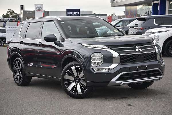 2025 Mitsubishi Outlander Exceed Tourer ZM