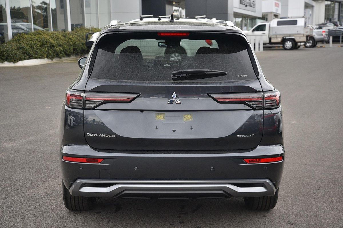 2025 Mitsubishi Outlander Exceed Tourer ZM