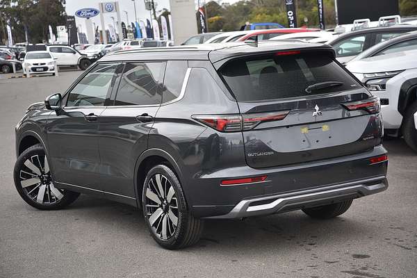2025 Mitsubishi Outlander Exceed Tourer ZM