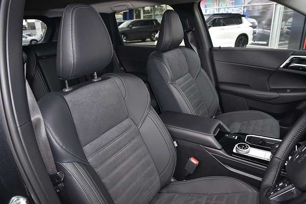 2025 Mitsubishi Outlander Aspire ZM