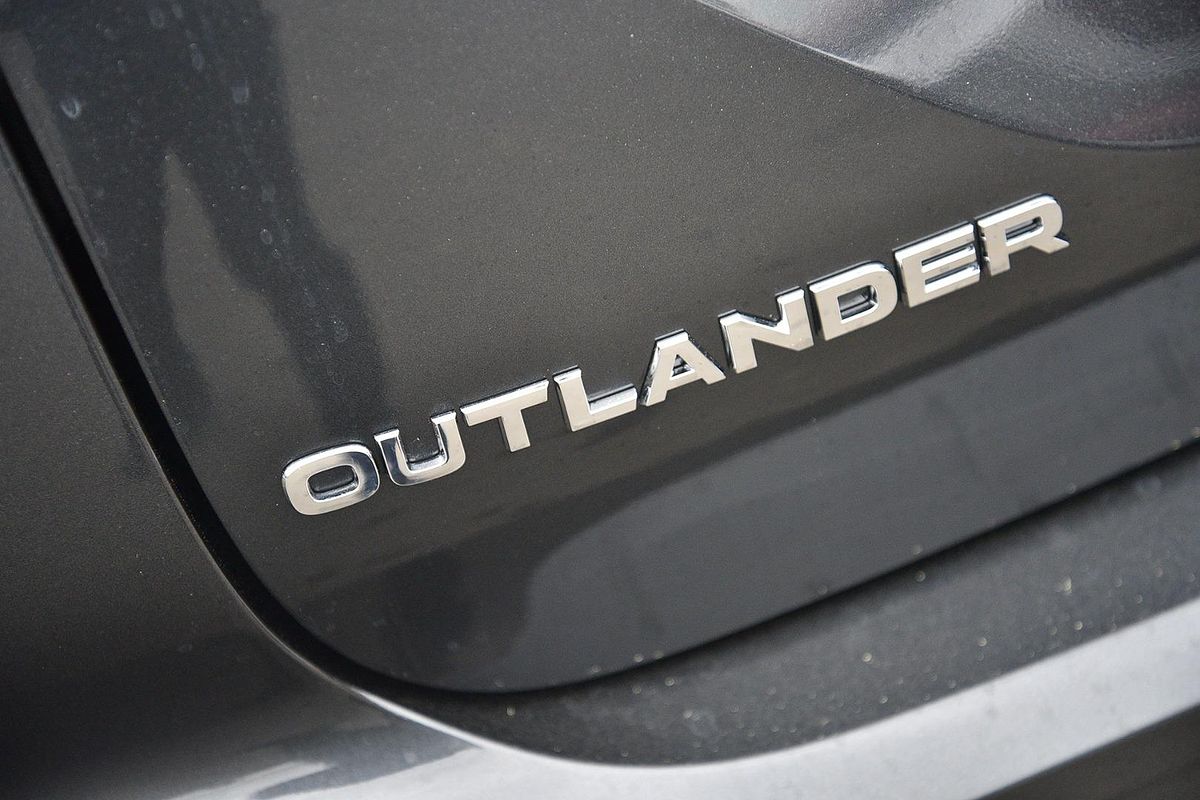 2025 Mitsubishi Outlander Aspire ZM