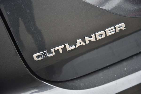 2025 Mitsubishi Outlander Aspire ZM