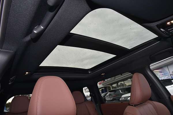 2025 Mitsubishi Outlander Exceed Tourer ZM