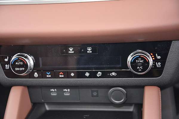 2025 Mitsubishi Outlander Exceed Tourer ZM