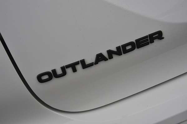 2021 Mitsubishi Outlander Exceed ZL