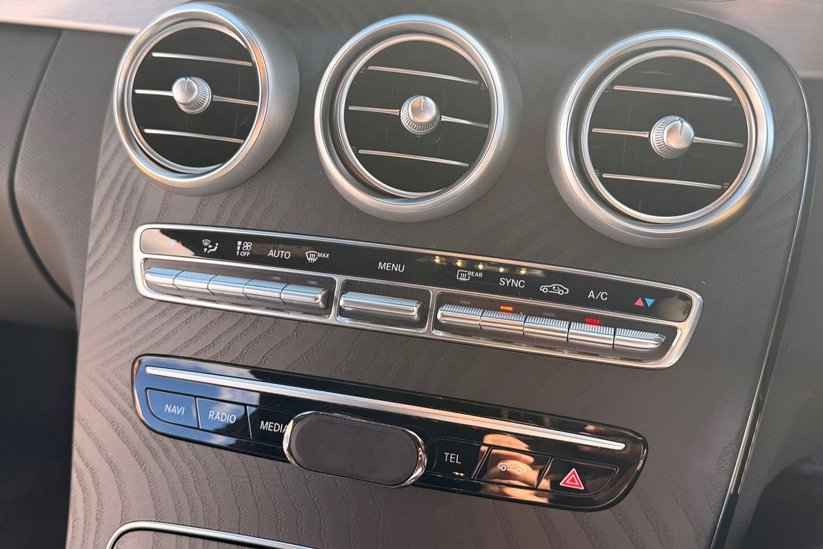 2021 Mercedes-Benz C-Class C300 C205