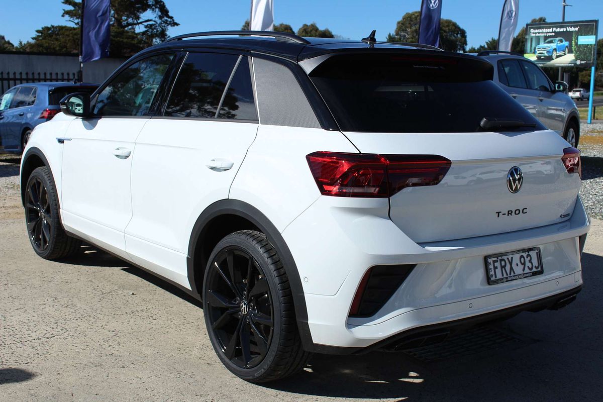 2025 Volkswagen T-Roc 140TSI R-Line D11