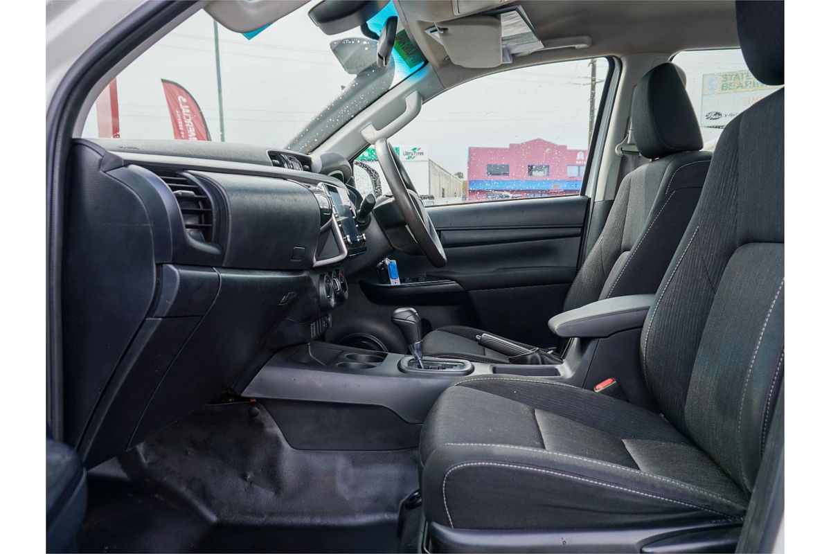 2020 Toyota Hilux SR GUN126R 4X4