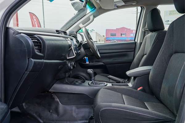 2020 Toyota Hilux SR GUN126R 4X4