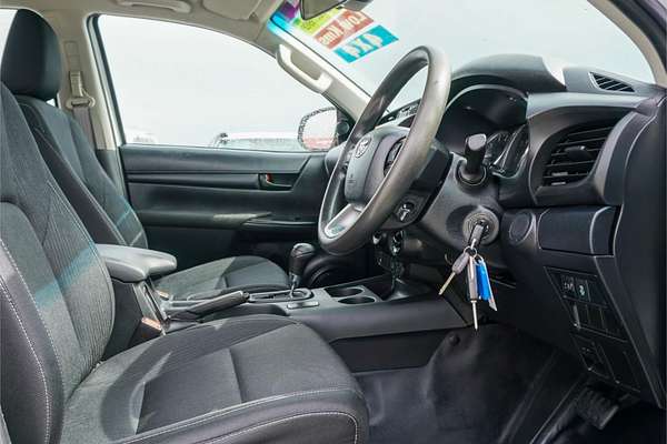 2021 Toyota Hilux SR GUN126R 4X4