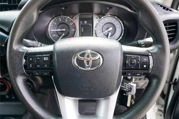 2021 Toyota Hilux SR GUN126R 4X4