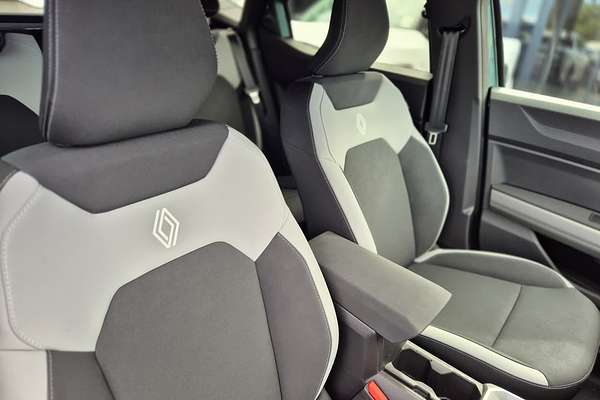 2025 Renault Duster Techno X1311