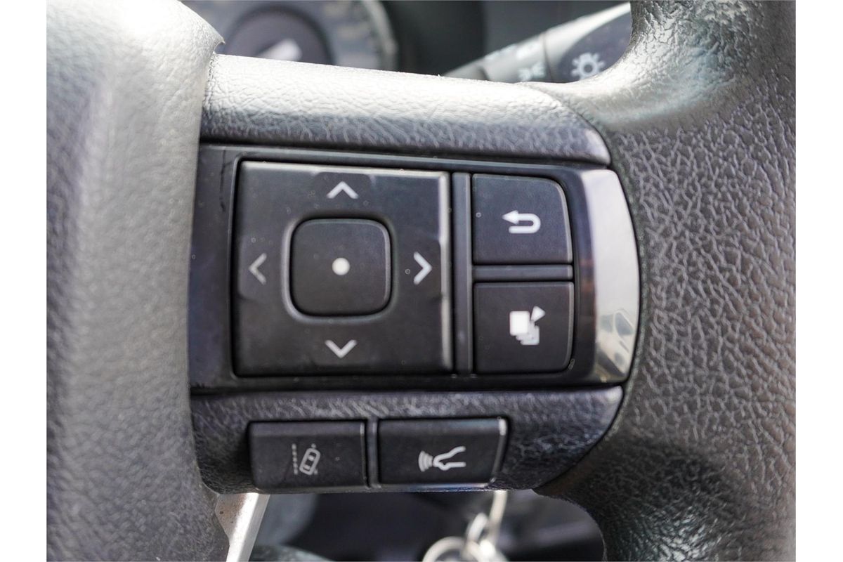 2020 Toyota Hilux SR GUN126R 4X4