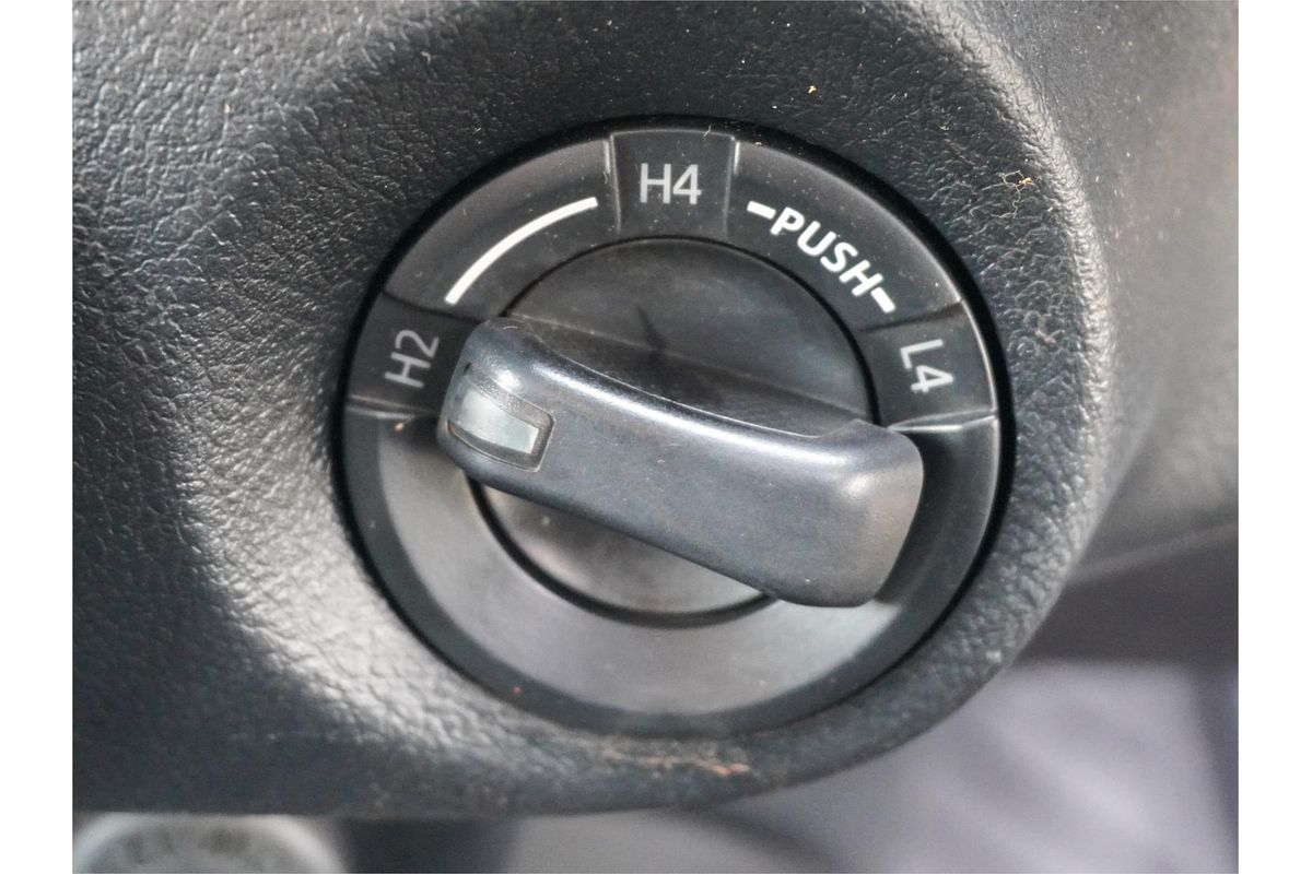 2020 Toyota Hilux SR GUN126R 4X4