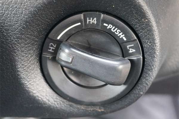 2020 Toyota Hilux SR GUN126R 4X4