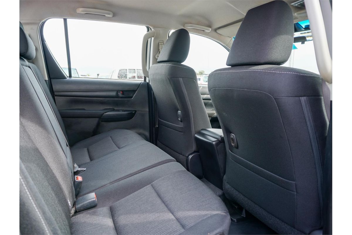 2020 Toyota Hilux SR GUN126R 4X4