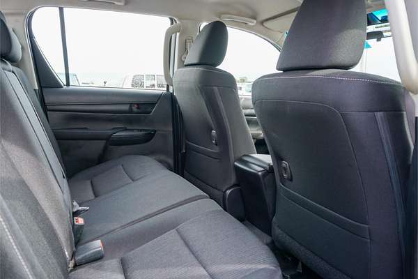 2020 Toyota Hilux SR GUN126R 4X4