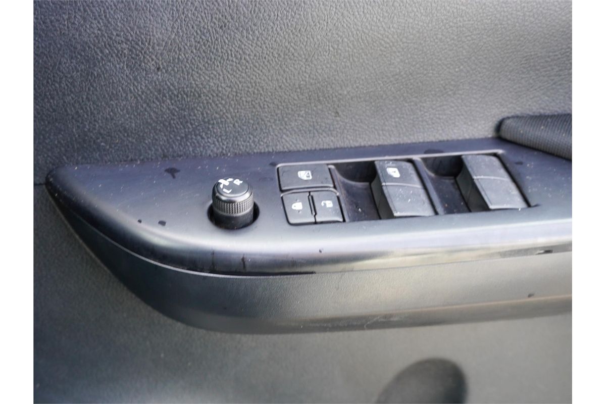 2020 Toyota Hilux SR GUN126R 4X4