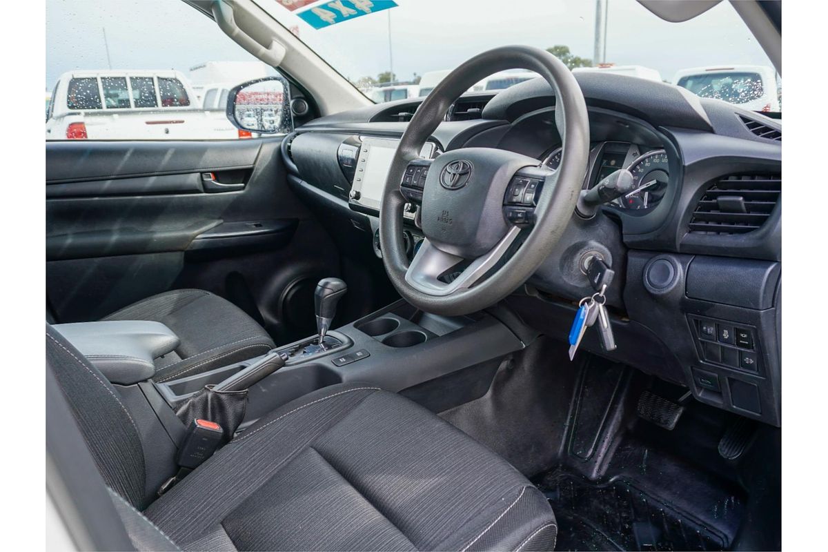 2020 Toyota Hilux SR GUN126R 4X4