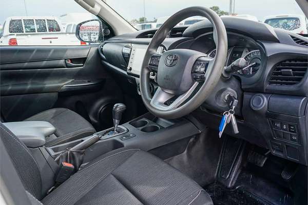 2020 Toyota Hilux SR GUN126R 4X4