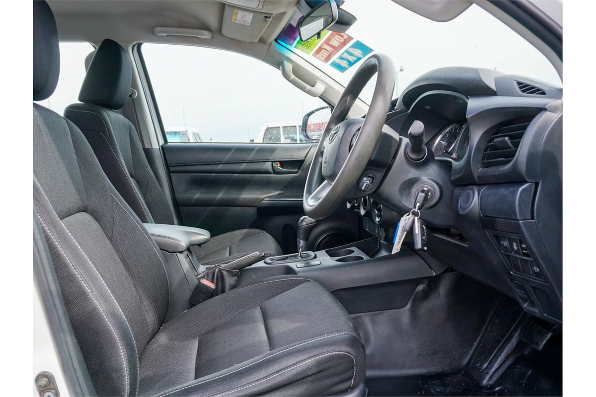 2020 Toyota Hilux SR GUN126R 4X4