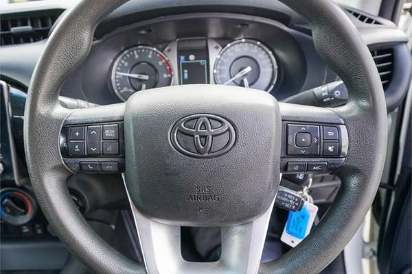 2020 Toyota Hilux SR GUN126R 4X4