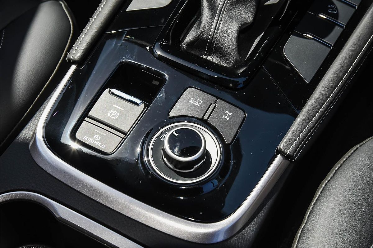 2025 Isuzu MU-X LS-T