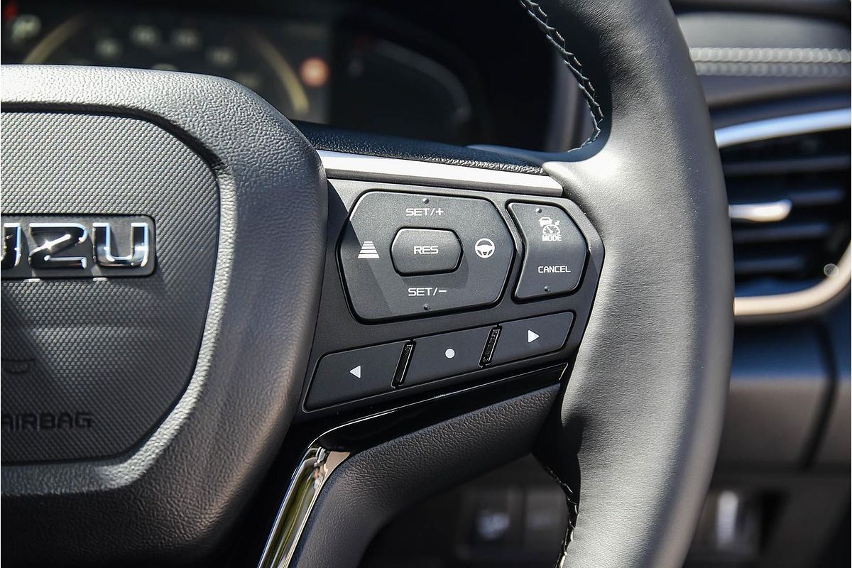 2025 Isuzu MU-X LS-T