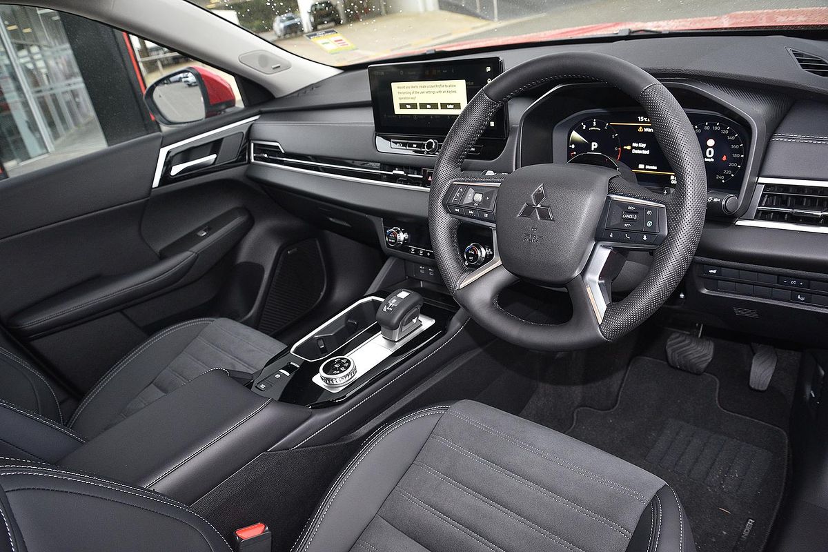 2025 Mitsubishi Outlander Aspire ZM