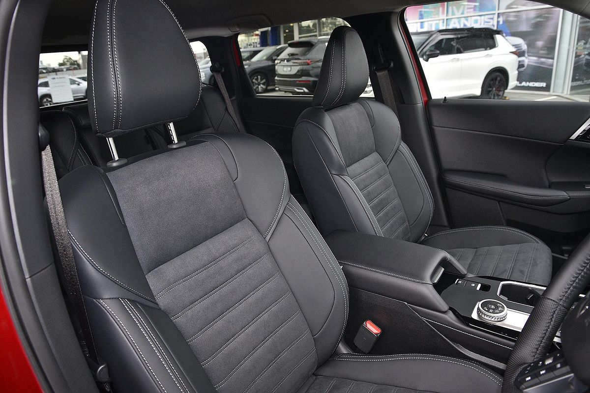 2025 Mitsubishi Outlander Aspire ZM