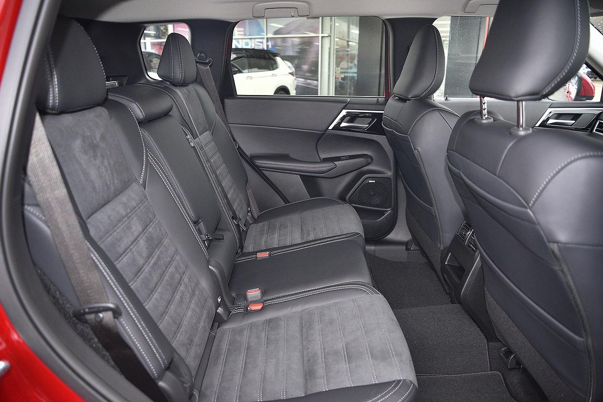 2025 Mitsubishi Outlander Aspire ZM