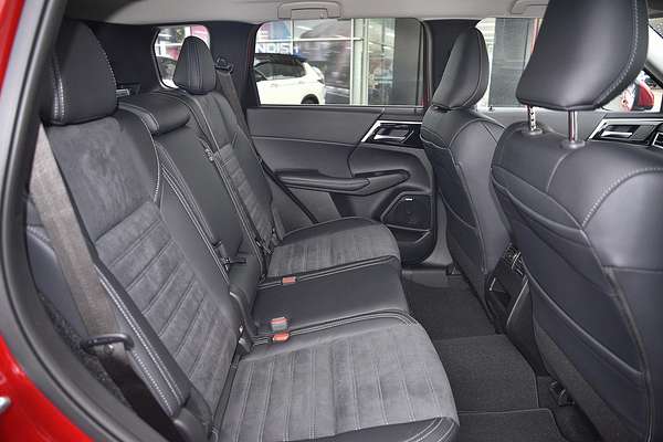 2025 Mitsubishi Outlander Aspire ZM