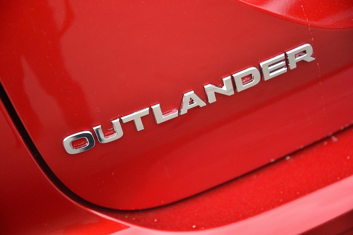 2025 Mitsubishi Outlander Aspire ZM