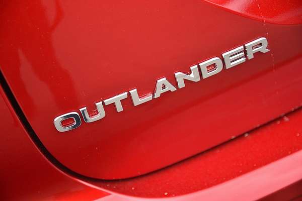 2025 Mitsubishi Outlander Aspire ZM