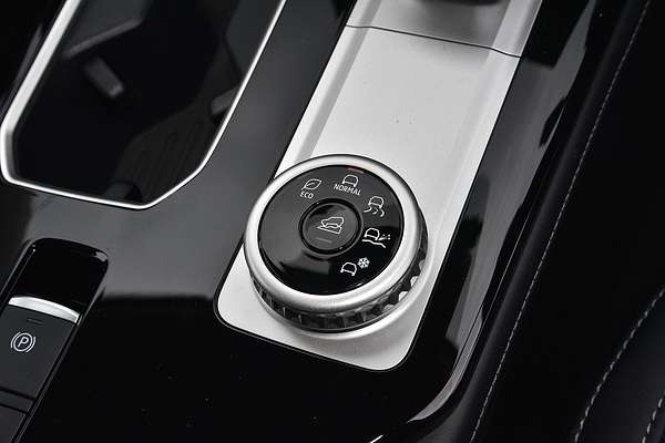 2025 Mitsubishi Outlander Aspire ZM