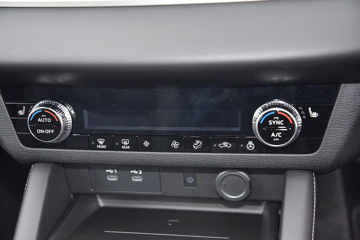 2025 Mitsubishi Outlander Aspire ZM